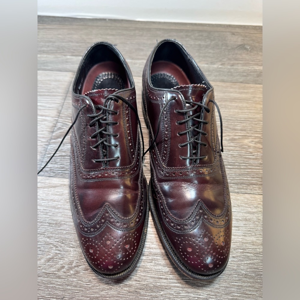 Florsheim Men's Oxford Brogues - Deep Burgundy size 8.5 (s251)